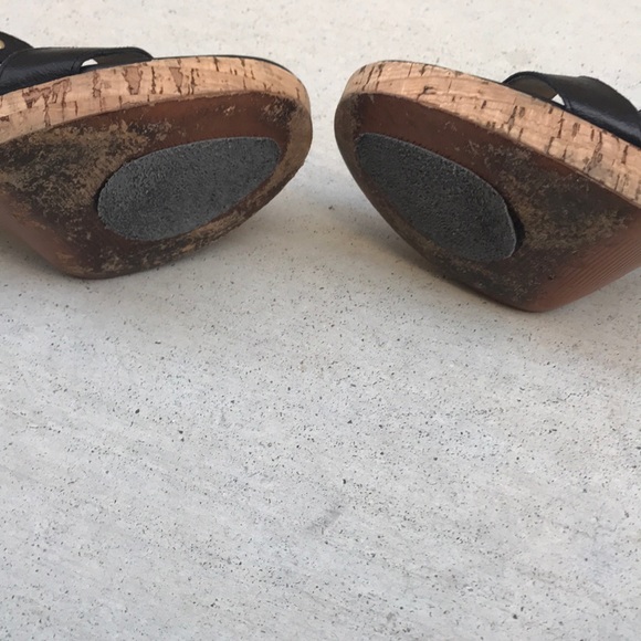 Michael kors heels - Picture 3 of 6